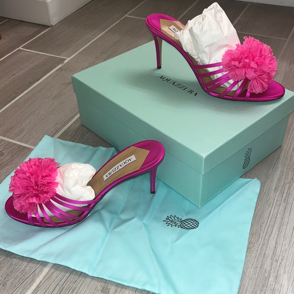 **AUTHENTIC Aquazzura Chic Fuchsia Floral Heels - Picture 2 of 5